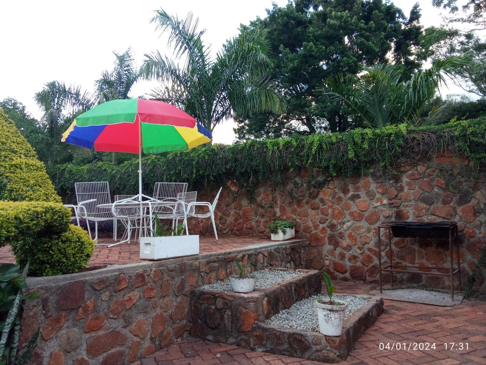 Paterrace Guest Lodge Harare Zimmer foto